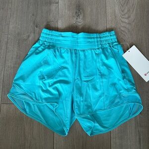 lululemon Hotty Hot HR 4” Short